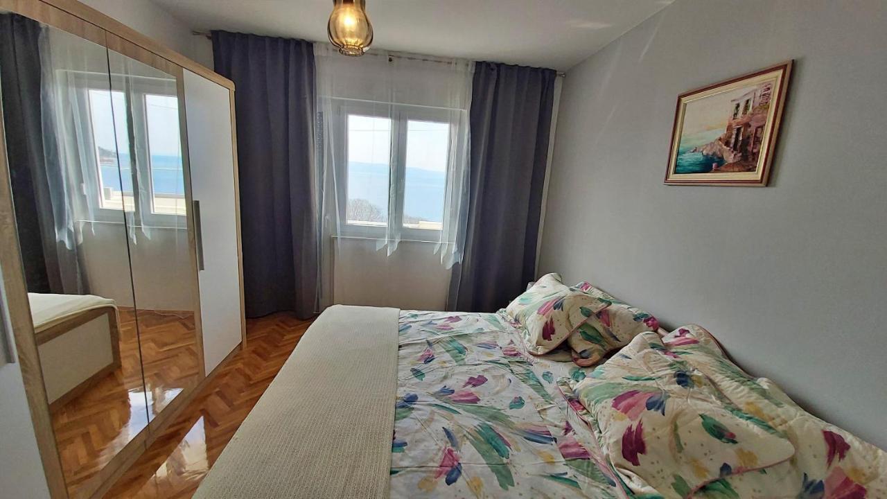 Apartment Cedo Omiš Εξωτερικό φωτογραφία