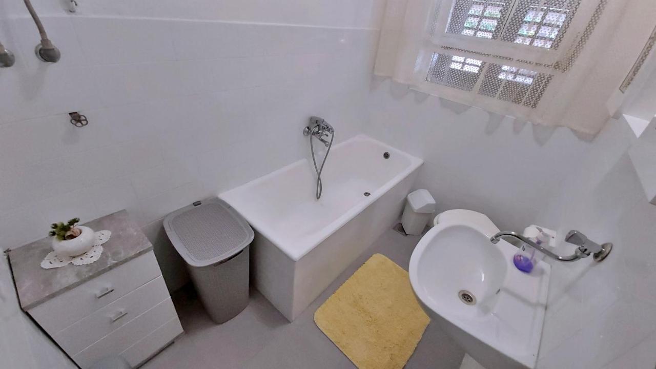 Apartment Cedo Omiš Εξωτερικό φωτογραφία